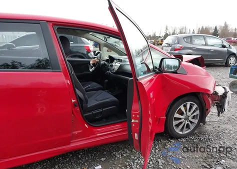 2013 Honda Fit Sport z USA, uszkodzony, nr VIN JHMGE8H53DC026528